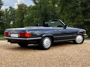 Mercedes-Benz SL Series 300 SL 5