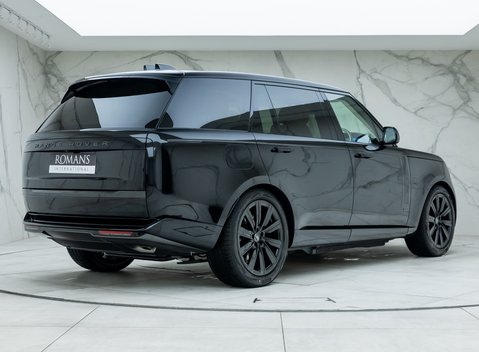 Land Rover Range Rover P460e Autobiography LWB 3