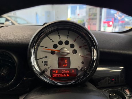 Mini Hatch 1.6 Cooper D London 2012 Euro 5 (s/s) 3dr 25