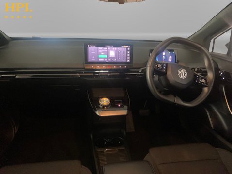 MG MG4 64kWh SE Long Range Hatchback 5dr Electric Auto (203 ps) 18