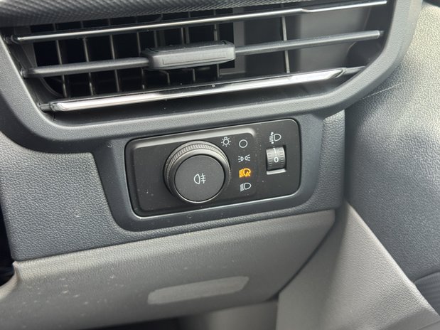 Ford Transit Custom SWB L1H1 Low Roof Limited 280 Air Con Alloys Sensors Cam EURO 6 21