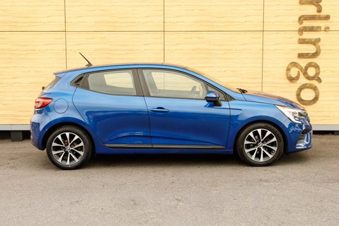Renault Clio ICONIC TCE 12
