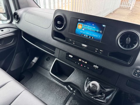 Mercedes-Benz Sprinter 2.0 Sprinter 315 Premium CDI 15