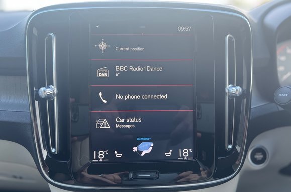 Volvo XC40 2.0 T4 INSCRIPTION PRO AUTO PETROL 47