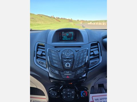 Ford Fiesta 1.25 Zetec Euro 6 3dr 35