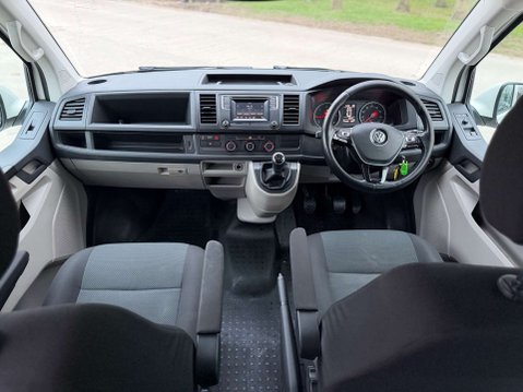 Volkswagen Transporter 2.0 Transporter T32 Highline TDI BlueMotion Technology 26
