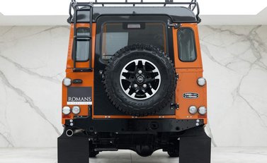 Land Rover Defender 110 Adventure Edition 19