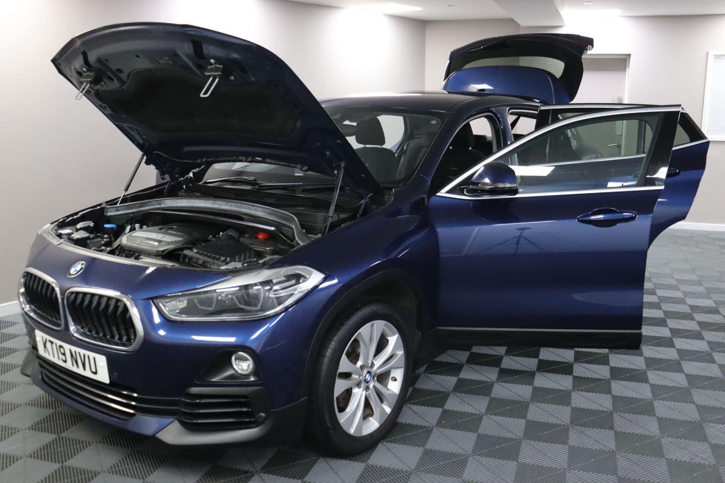 2019 BMW X2 — image 12
