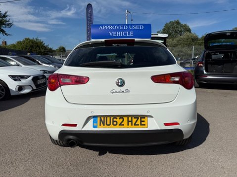 Alfa Romeo Giulietta 1.4 TB MultiAir Veloce TCT Euro 5 (s/s) 5dr 9