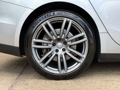 Maserati Ghibli 3.0 Ghibli DV6 Auto 4dr 44