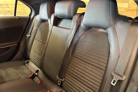 Mercedes-Benz A Class 1.6 A160 AMG Line (Executive) Hatchback 5dr Petrol 7G-DCT Euro 6 (s/s) (102 74