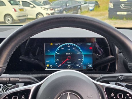 Mercedes-Benz A Class 1.3 A180 SE Hatchback 5dr Petrol 7G-DCT Euro 6 (s/s) (136 ps) 38