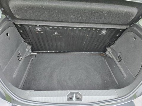 Vauxhall Corsa 1.4i ecoTEC Sport Euro 6 3dr 38