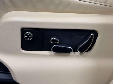 Bentley Bentayga 6.0 W12 SUV 5dr Petrol Auto 4WD Euro 6 (s/s) (608 ps) 55