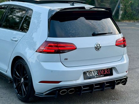 Volkswagen Golf 2.0 Golf R TSi Semi-Auto 4WD 5dr 18