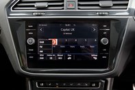 Volkswagen Tiguan R-LINE TECH TDI 4MOTION DSG 18