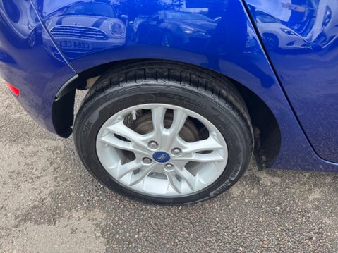 Ford Fiesta 1.25 Zetec Euro 6 5dr 15