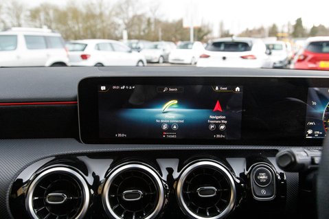 Mercedes-Benz A Class A 200 AMG LINE EXECUTIVE 22