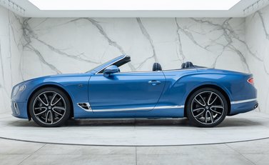 Bentley Continental GTC W12 First Edition 5