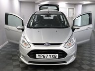 Ford B-Max TITANIUM NAVIGATOR 7