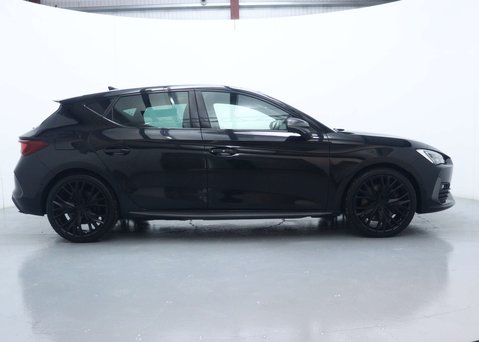 Cupra Leon 1.4 eHybrid 12.8kWh VZ2 Design Edition Hatchback 5dr Petrol Plug-in Hybrid 13