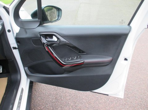 Peugeot 2008 1.2 PureTech GT Line Euro 6 (s/s) 5dr 42
