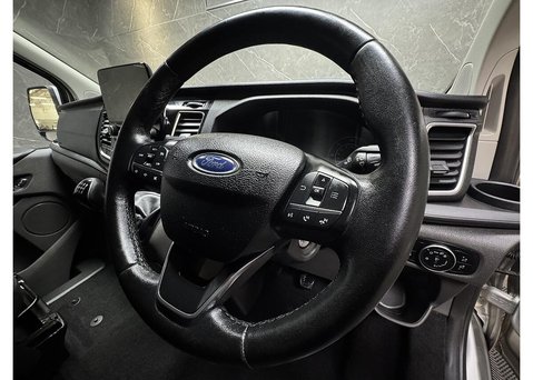 Ford Transit Custom 2.0 300 EcoBlue Limited Crew Van Double Cab 5dr Diesel Manual L2 H1 Euro 6 32