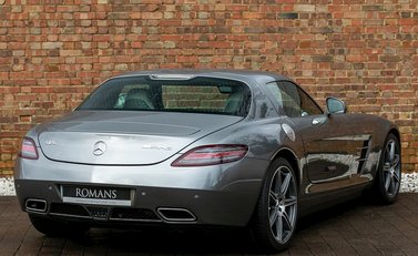 Mercedes-Benz SLS AMG 9
