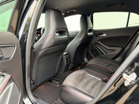 Mercedes-Benz GLA 2.1 GLA 200 AMG Line D 4Matic Auto 4WD 5dr 62