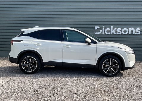 Nissan Qashqai DIG-T TEKNA MHEV 15