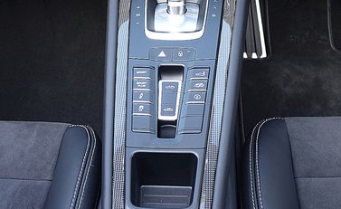 Porsche 911 (991) Targa 4 GTS 14