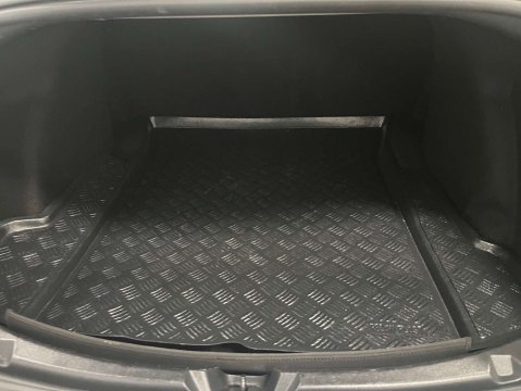 Tesla Model 3 Model 3 Standard Range + 4dr 22