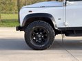 Land Rover Defender 2.2 Defender 90 Hard Top TD 4WD 5dr 21