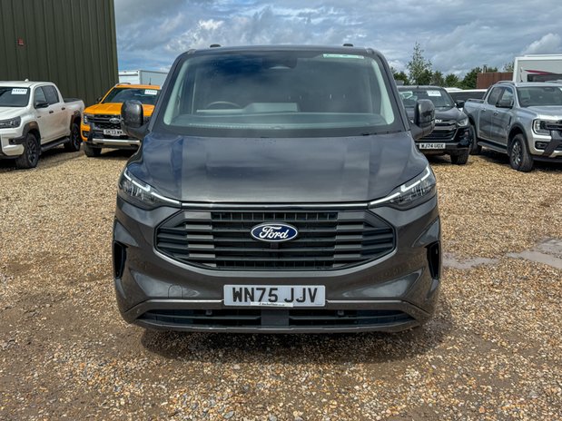Ford Transit Custom Crew Cab AUTO SWB L1H1 Limited 320 Air Con Alloys Camera Sensors EURO 6 4