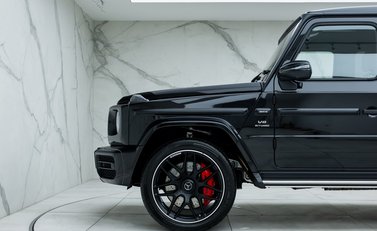 Mercedes-Benz G Class AMG G63 32