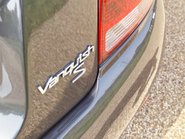 Aston Martin Vanquish V12 S 30