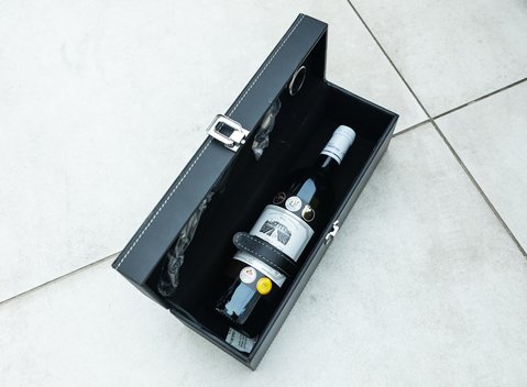 Aston Martin V12 Vantage Roadster 51