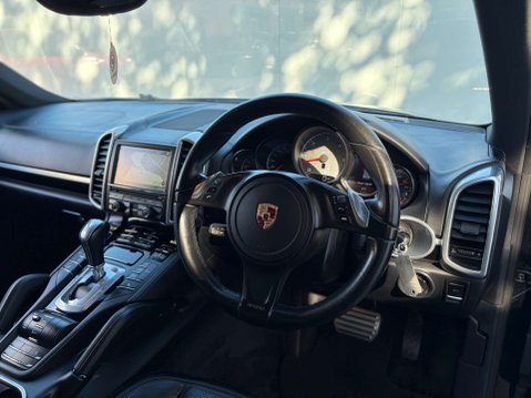 Porsche Cayenne 4.1 Cayenne V8 D S Tiptronic S Auto 4WD 5dr 62