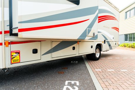 Ford E450 FLEETWOOD. NOW SOLD. SIMILAR REQUIRED. PLEASE CALL 01903 254800. 17