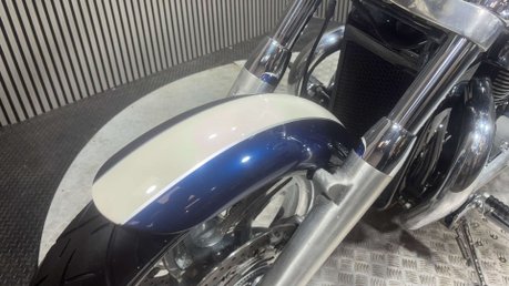 Triumph Thunderbird 2010 23K LUGGAGE MOT JUNE 2027 BIG CC CRUISER BIKE 1600CC 13