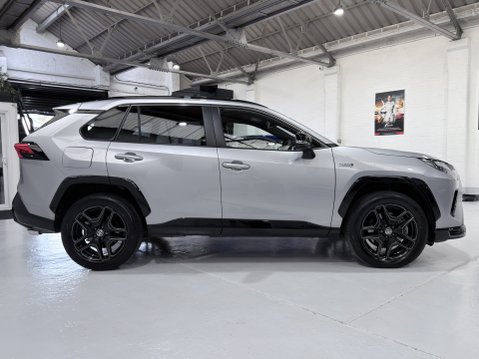 Toyota Rav 4 GR SPORT 3