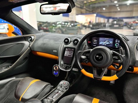 McLaren 570S 3.8 570s Coupe Semi-Auto 2dr 2