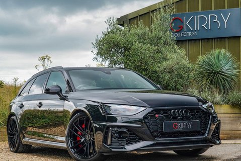 Audi RS4 CARBON BLACK 1