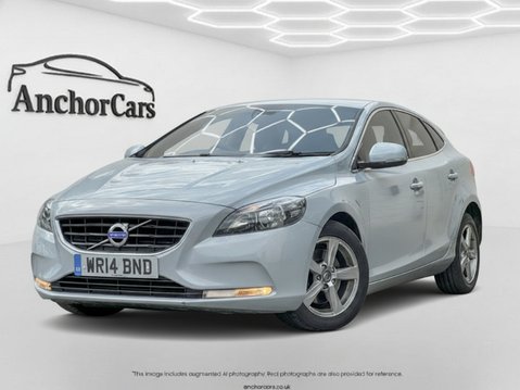 Volvo V40 1.6 D2 SE Hatchback 5dr Diesel Powershift Euro 5 (s/s) (115 ps) 1
