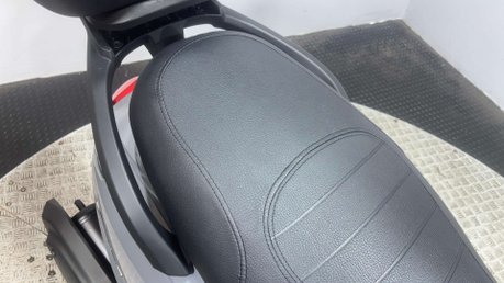 SYM Fiddle 2025 ONLY 2K 1 OWNER 125CC LEARNER SCOOTER WITH TOP BOX 25