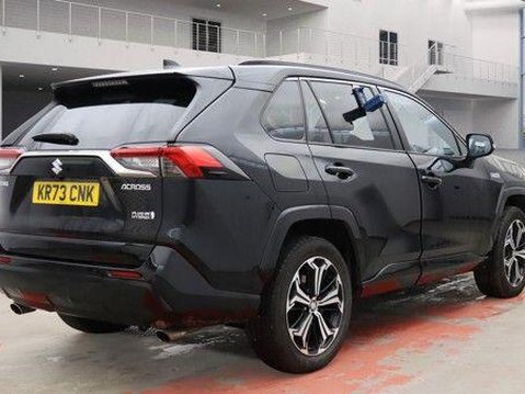 Suzuki Across E-FOUR PHEV 4