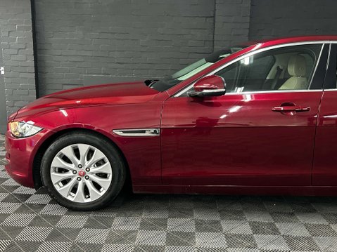 Jaguar XE 2.0 XE Prestige D Auto 4dr 11