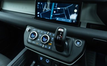 Land Rover Defender 110 D200 22