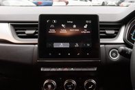 Renault Captur TECHNO E-TECH 30