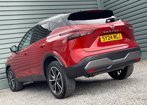 Nissan Qashqai DIG-T TEKNA MHEV 10